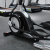 Selbsterzeugender Ellipsentrainer mit Frontantrieb f&uuml;r energieeffiziente Cardio-Einrichtungen MND-CC05