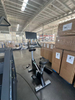 MND-X530C Standfahrrad mit Bildschirmprojektion | 21,5' interaktives Display | MND FITNESS