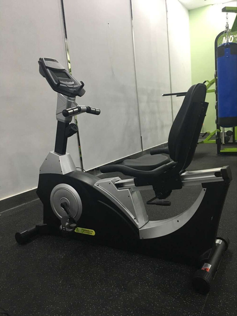 Kommerzieller Liegeergometer – Selbsterzeugendes Cardio-Fahrrad mit magnetischem Widerstand MND FITNESS MND-CC04 