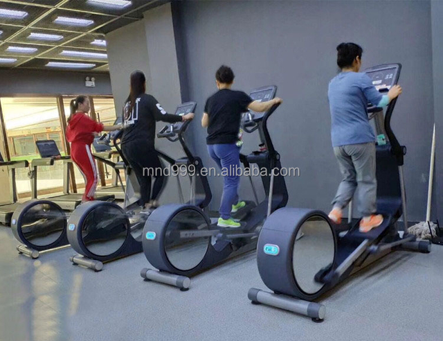 MND-B04 Leichter kommerzieller Ellipsentrainer | Verstellbares Panel | MND-FITNESS